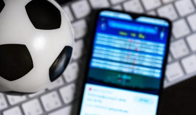 Futbolda şafak baskını: Çok sayıda futbolcu ve kulüp yöneticisi gözaltında