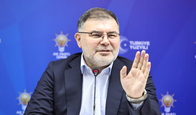 AK Parti İzmir’den CHP’li Güç’e sert sözler: ''Şehir çöp içindeyken vitrin siyaseti yapıyorsunuz''