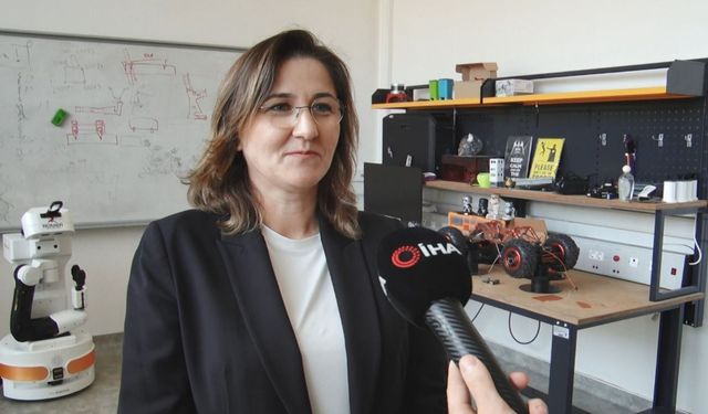 Uzmanlar uyardı: Yapay zeka teknolojik olduğu kadar psikolojik risk de taşıyor