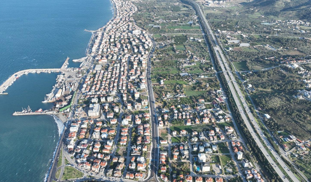 75. Yıl Cumhuriyet Bulvarı'nın bir buçuk kilometrelik bölümü trafiğe açıldı