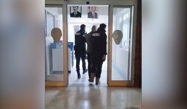 Hakkında 17 yılın üzerinde hapis cezası bulunan şahıs İzmir’de yakalandı