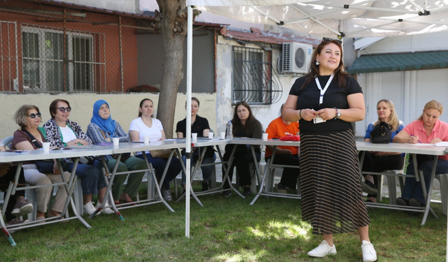 "Kadın Gücü" Karşıyaka'ya yayıldı!