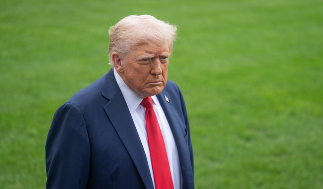 Trump’tan İran’a sert mesaj: Müdahaleye hazırız