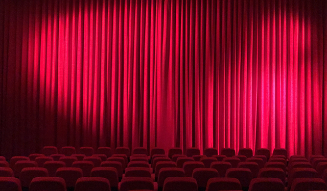 İzmir’de sanat haftası: 7-13 Eylül’de tiyatro ve stand-up rüzgârı esecek