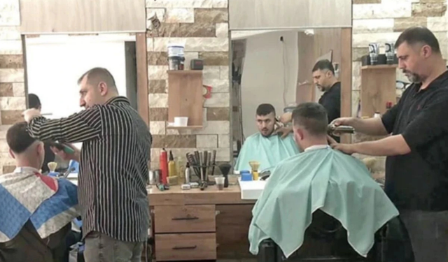 Dayanışma örneği: Berber ücreti sabitlendi, “Askıda tıraş” başladı