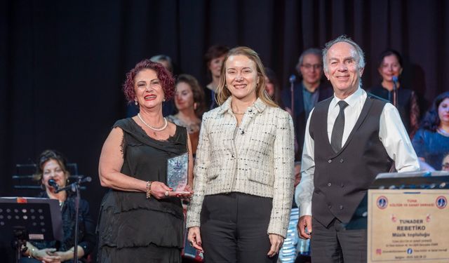 Mübadelenin 103'üncü yılında iki yakanın ezgileri Konak’ta duygu dolu bir geceye dönüştü