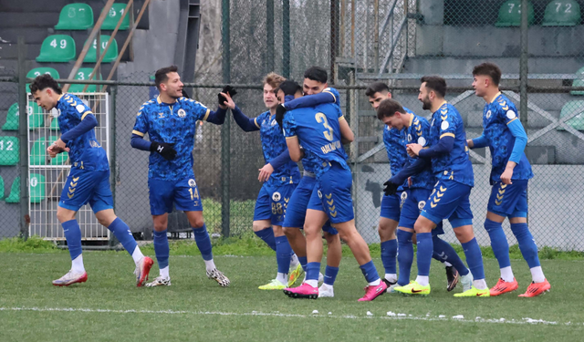 Menemen FK yeniden play-off hattında