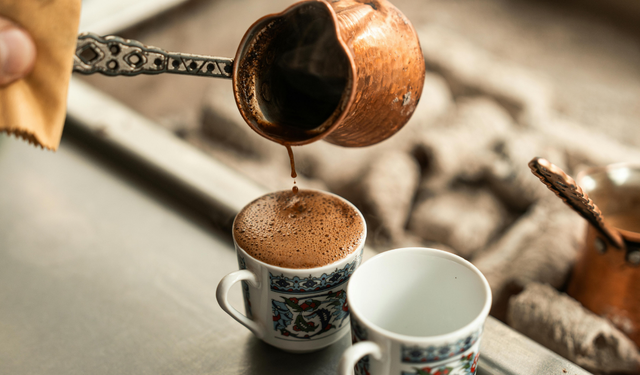 Bir fincan keyif pahalıya patladı: Türk kahvesinin kilogram fiyatı 1000 TL'ye dayandı