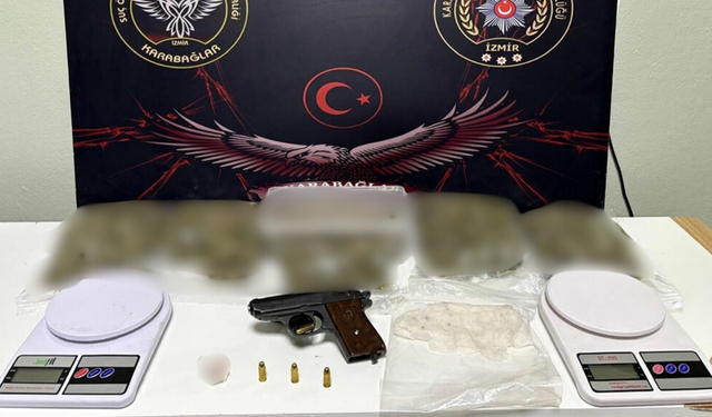 Karabağlar’da narkotik operasyonu: Kuş kümesinde yasaklı madde ele geçirildi