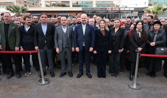 Menemen’den İzmir’de bir ilk daha: Bebek bakım kabinleri hizmete açıldı