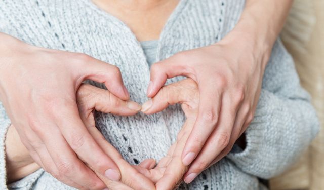 İzmir, yaşlı bakım ve sağlıklı yaş almada Türkiye’nin en büyük buluşmasına ev sahipliği yapacak