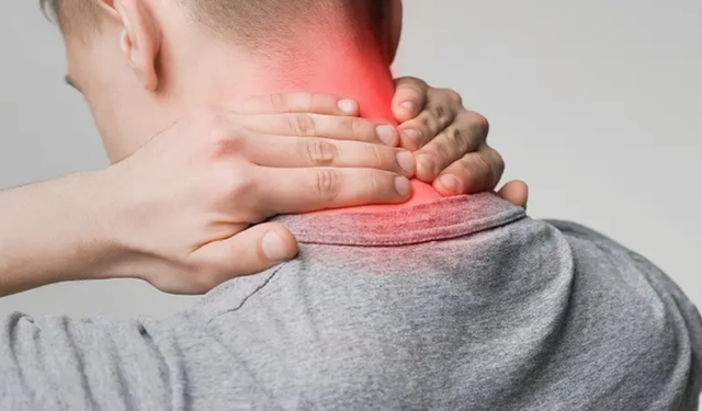 Boyun fıtığı artık 20’li yaşlarda da görülüyor