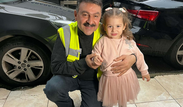 Pencereden başlayan dostluk: Çöp kamyonu şoförü ve minik Ayşe Nisa’nın sıcacık bağı