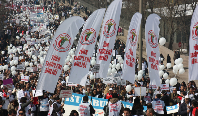 Hekimlik faaliyetlerini kısıtlayan düzenlemelere Türk Tabipleri Birliği’nden tepki