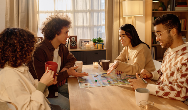 Araştırma ortaya koydu: Mutlu yaşamın anahtarı ‘oyun oynamaya’ devam etmek