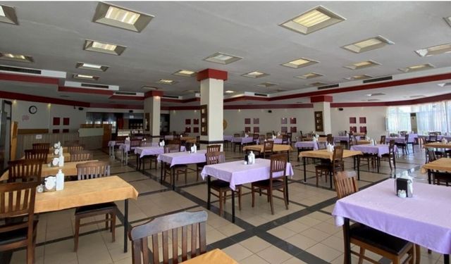 Üniversitede ‘Borç Listesi’ skandalı: Öğrencilerin kantin borcu ifşa edildi