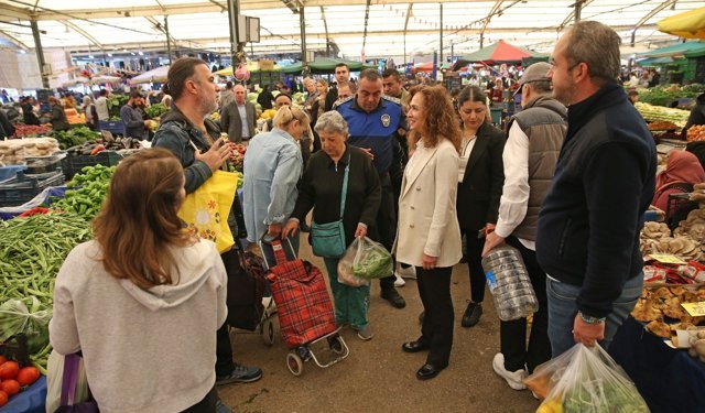 Karşıyaka’da "Şiddete Geçit Yok": Pazar yerlerine kesici alet yasağı!