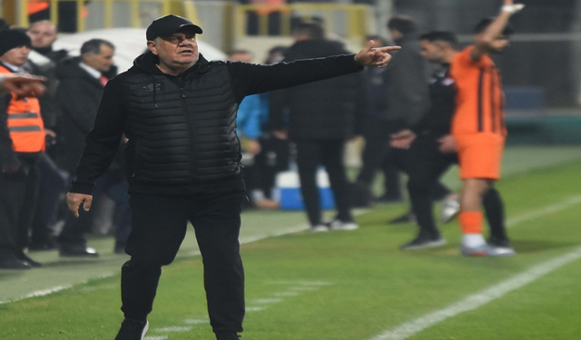 İzmir Çoruhlu FK’da teknik direktör değişimi