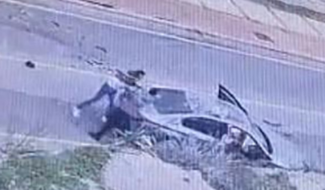 Çeşme’de kaza sonrası yumruklu arbede: O anlar kamerada