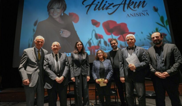 Yeşilçam’ın zarif yıldızı Filiz Akın, ölümünün birinci yılında anıldı