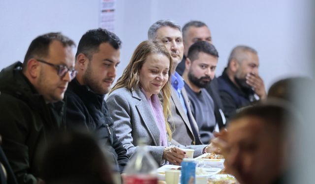 Başkan Mutlu, ulaşım emekçileriyle Kadir Gecesi iftarında buluştu