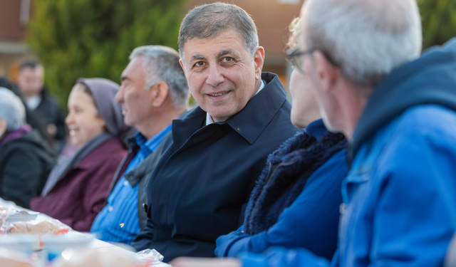 İzmir’de bayram öncesi dev destek: 131 milyon liralık sosyal yardım