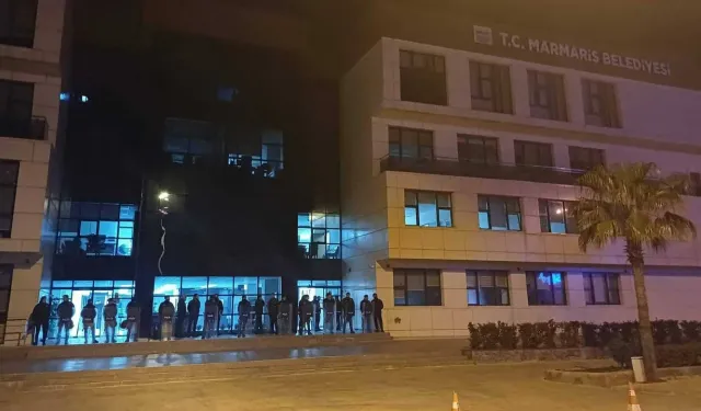 Marmaris Belediyesi’ne gece operasyonu! 3 üst düzey isim gözaltında