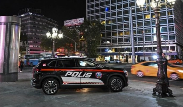 Milli Eğitim Bakanı Yusuf Tekin’den okul güvenliğinde yeni adım: Riskli okullarda 24 saat polis devriyesi