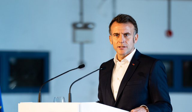 Macron: Lübnan ve İsrail ateşkes görüşmelerine Paris ev sahipliği yapmaya hazır