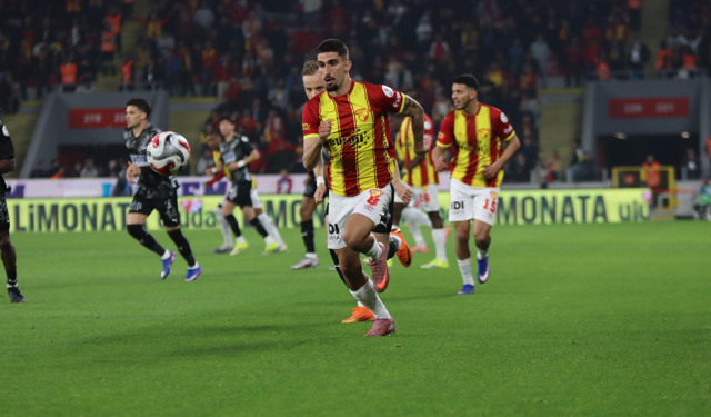 Göztepe galibiyeti uzatmada kaçırdı: Alanyaspor ile 2-2 berabere kaldı