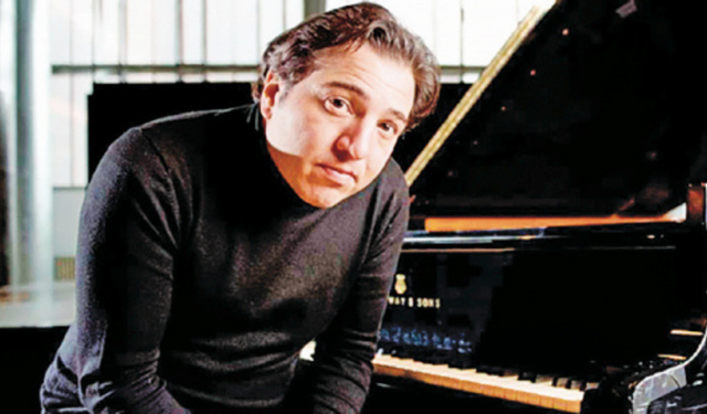 Fazıl Say İzmir’de “Çılgın Nar Ağacı” konseriyle sahne alacak