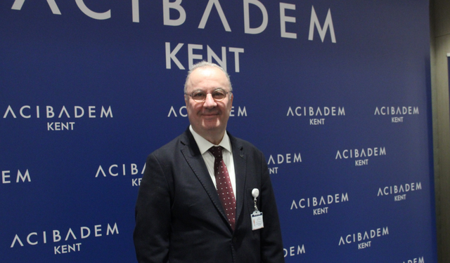 İzmir’de Acıbadem Kent Hastanesi’nde Alzheimer ve kadın sağlığı ele alındı