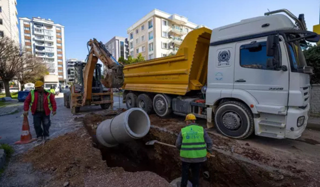İZSU’dan Buca’da büyük altyapı yatırımı: Yağmur suyu ve atık su hatları yenileniyor