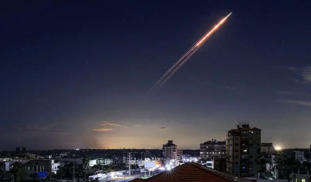 İran’ın uzun menzilli füze iddiası tartışılıyor: Avrupa şehirleri hedef olabilir mi?