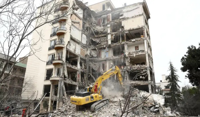 ABD-İsrail ve İran arasında karşılıklı saldırılar sürüyor