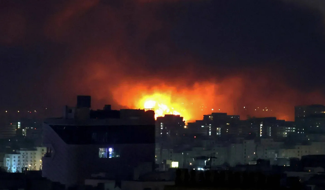 İran’dan geniş çaplı saldırı: İsrail’de 80 askeri nokta ve rafineriler hedef alındı