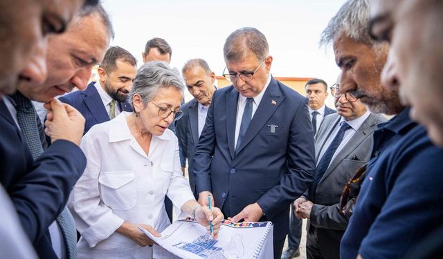 İzmir’de 2 Nisan çıkarması: Özgür Özel’in katılımıyla dev toplu açılış töreni!