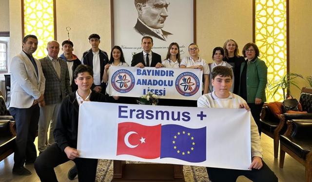 Bayındır Anadolu Lisesi öğrencileri Erasmus projesi öncesi ziyaret gerçekleştirdi