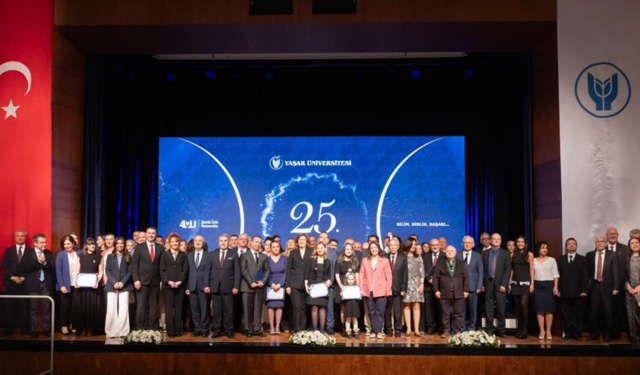 Yaşar Üniversitesi 25 yaşında: Çeyrek asırlık başarı kutlandı