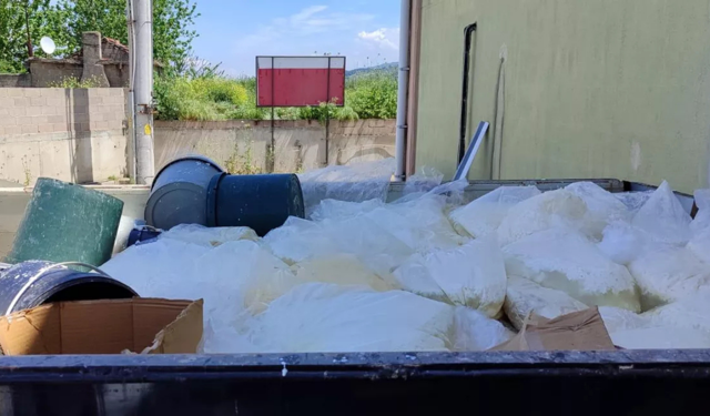 Aydın’da gıda denetimlerinde 11 ton onaysız ürün imha edildi