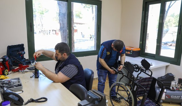 Buca’da engelsiz ulaşım hizmeti güçlendi: Engelsiz Tamir Atölyesi yenilendi