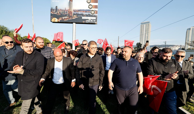 Cemil Tugay’a Meslek Fabrikası önünde vatandaşlardan destek