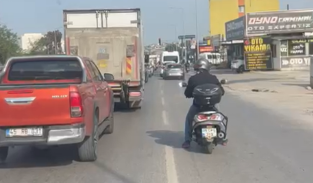 Karşıyaka'da ESHOT şoförüne motosikletli tacizi