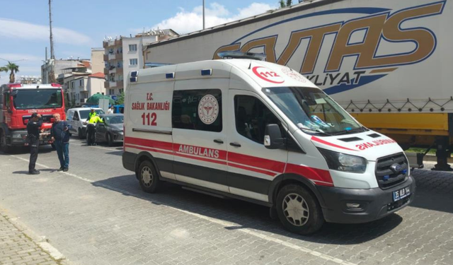 Selçuk'da feci kaza: Tırın çarptığı 80 yaşındaki kadın hayatını kaybetti
