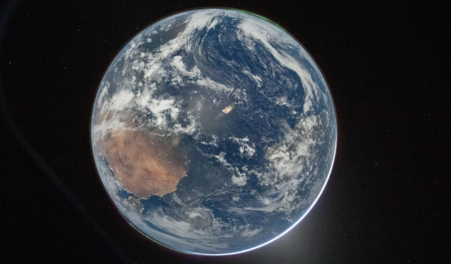 Artemis II’den Dünya ve Ay’a uzanan tarihi yolculuk: Yeni fotoğraflar bilim dünyasında heyecan yarattı