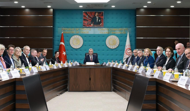 Bakan Bolat: Avrupa Birliği temel ticaret ortağımız olmaya devam ediyor