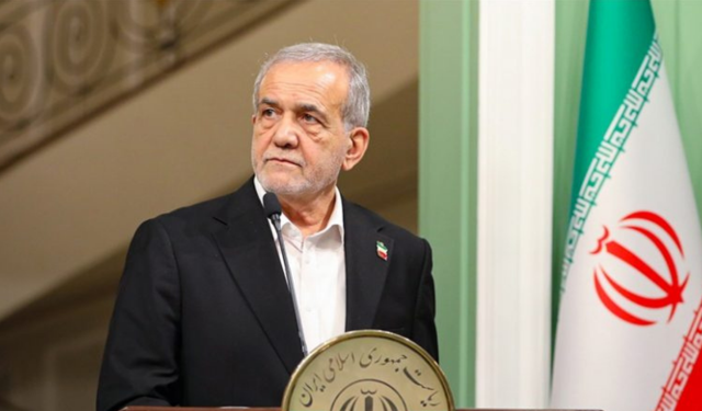 İran’dan Trump’a Papa tepkisi: Hakareti kınıyoruz