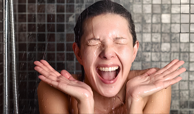 Duşu sabah mı, gece mi almak daha sağlıklı?