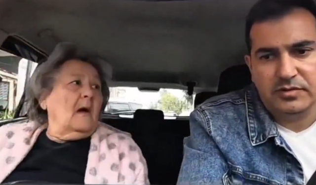 İzmir'de kaybolan yaşlı kadına taksiciden örnek davranış