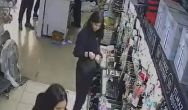 Eşrefpaşa’da marketleri hedef alan hırsızlık iddiası esnafı isyan ettirdi